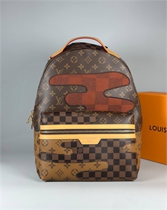 {{productViewItem.photos[photoViewList.activeNavIndex].Alt || productViewItem.photos[photoViewList.activeNavIndex].Description || 'Рюкзак LV'}}