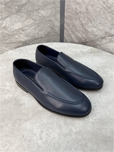 {{productViewItem.photos[photoViewList.activeNavIndex].Alt || productViewItem.photos[photoViewList.activeNavIndex].Description || 'Лоферы SR'}}