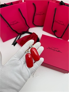 {{productViewItem.photos[photoViewList.activeNavIndex].Alt || productViewItem.photos[photoViewList.activeNavIndex].Description || 'Серьги Schiaparelli'}}