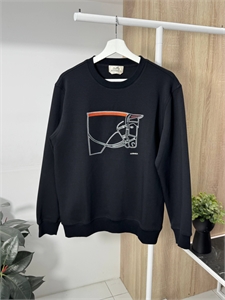 {{productViewItem.photos[photoViewList.activeNavIndex].Alt || productViewItem.photos[photoViewList.activeNavIndex].Description || 'Толстовка HERMES'}}