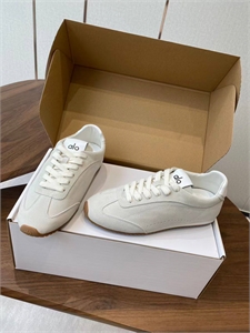 {{productViewItem.photos[photoViewList.activeNavIndex].Alt || productViewItem.photos[photoViewList.activeNavIndex].Description || 'Кеды Alo'}}