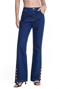 {{productViewItem.photos[photoViewList.activeNavIndex].Alt || productViewItem.photos[photoViewList.activeNavIndex].Description || 'Джинсы Schiaparelli'}}