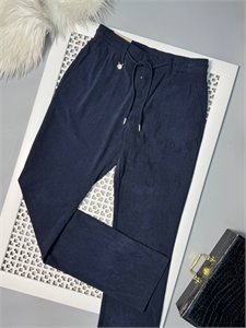 {{productViewItem.photos[photoViewList.activeNavIndex].Alt || productViewItem.photos[photoViewList.activeNavIndex].Description || 'Брюки BC'}}