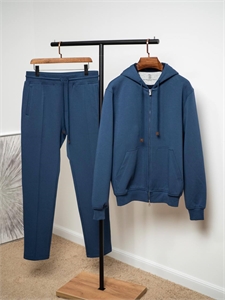 {{productViewItem.photos[photoViewList.activeNavIndex].Alt || productViewItem.photos[photoViewList.activeNavIndex].Description || 'Прогулочный костюм BC'}}