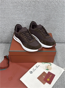 {{productViewItem.photos[photoViewList.activeNavIndex].Alt || productViewItem.photos[photoViewList.activeNavIndex].Description || 'Кроссовки LP'}}