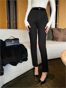 {{productViewItem.photos[photoViewList.activeNavIndex].Alt || productViewItem.photos[photoViewList.activeNavIndex].Description || 'Брюки LORO PIANA'}}