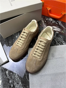 {{productViewItem.photos[photoViewList.activeNavIndex].Alt || productViewItem.photos[photoViewList.activeNavIndex].Description || 'Кеды BC'}}