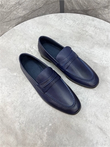 {{productViewItem.photos[photoViewList.activeNavIndex].Alt || productViewItem.photos[photoViewList.activeNavIndex].Description || 'Туфли ZEGNA'}}