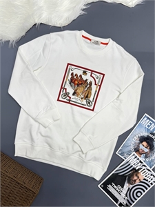 {{productViewItem.photos[photoViewList.activeNavIndex].Alt || productViewItem.photos[photoViewList.activeNavIndex].Description || 'Толстовка HERMES'}}