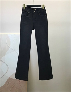 {{productViewItem.photos[photoViewList.activeNavIndex].Alt || productViewItem.photos[photoViewList.activeNavIndex].Description || 'Брюки YSL'}}