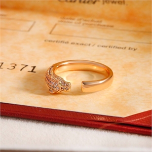 {{productViewItem.photos[photoViewList.activeNavIndex].Alt || productViewItem.photos[photoViewList.activeNavIndex].Description || 'Кольцо Cartier'}}