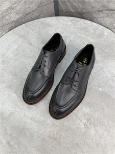 {{productViewItem.photos[photoViewList.activeNavIndex].Alt || productViewItem.photos[photoViewList.activeNavIndex].Description || 'Туфли BC'}}