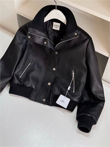 {{productViewItem.photos[photoViewList.activeNavIndex].Alt || productViewItem.photos[photoViewList.activeNavIndex].Description || 'Куртка HERMES'}}