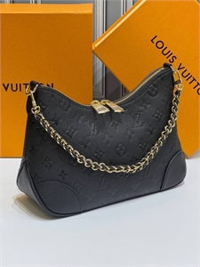 {{productViewItem.photos[photoViewList.activeNavIndex].Alt || productViewItem.photos[photoViewList.activeNavIndex].Description || 'Сумка LOUIS VUITTON'}}