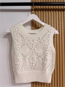 {{productViewItem.photos[photoViewList.activeNavIndex].Alt || productViewItem.photos[photoViewList.activeNavIndex].Description || 'Топ DIOR'}}