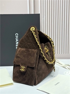 {{productViewItem.photos[photoViewList.activeNavIndex].Alt || productViewItem.photos[photoViewList.activeNavIndex].Description || 'Сумка CHANEL'}}