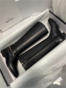 {{productViewItem.photos[photoViewList.activeNavIndex].Alt || productViewItem.photos[photoViewList.activeNavIndex].Description || 'Сапоги CHANEL'}}