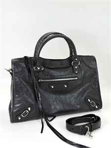 {{productViewItem.photos[photoViewList.activeNavIndex].Alt || productViewItem.photos[photoViewList.activeNavIndex].Description || 'Сумка BALENCIAGA'}}