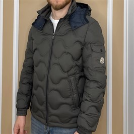 куртка  Moncler 42972