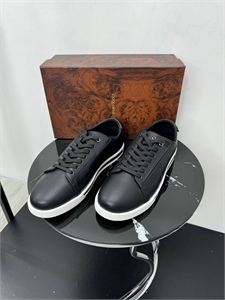 {{productViewItem.photos[photoViewList.activeNavIndex].Alt || productViewItem.photos[photoViewList.activeNavIndex].Description || 'Кеды SR'}}