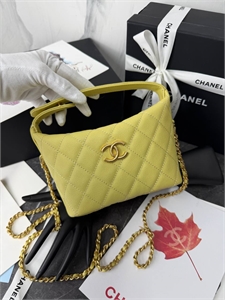 {{productViewItem.photos[photoViewList.activeNavIndex].Alt || productViewItem.photos[photoViewList.activeNavIndex].Description || 'Сумка CHANEL'}}