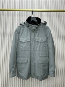 {{productViewItem.photos[photoViewList.activeNavIndex].Alt || productViewItem.photos[photoViewList.activeNavIndex].Description || 'Куртка LP на меху'}}