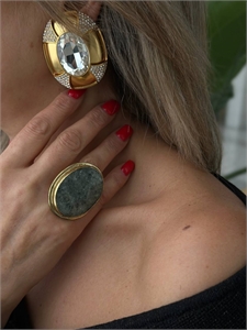 {{productViewItem.photos[photoViewList.activeNavIndex].Alt || productViewItem.photos[photoViewList.activeNavIndex].Description || 'Серьги YSL'}}