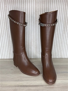 {{productViewItem.photos[photoViewList.activeNavIndex].Alt || productViewItem.photos[photoViewList.activeNavIndex].Description || 'Сапоги HERMES'}}