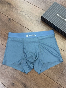 {{productViewItem.photos[photoViewList.activeNavIndex].Alt || productViewItem.photos[photoViewList.activeNavIndex].Description || 'Нижнее бельё ZEGNA (боксёры)'}}