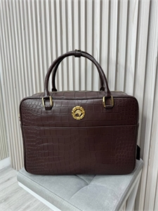 {{productViewItem.photos[photoViewList.activeNavIndex].Alt || productViewItem.photos[photoViewList.activeNavIndex].Description || 'Сумка SR из натуральной кожи крокодила'}}