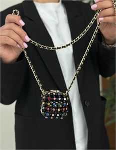 {{productViewItem.photos[photoViewList.activeNavIndex].Alt || productViewItem.photos[photoViewList.activeNavIndex].Description || 'Сумка CHANEL'}}