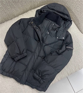 Пуховик  BRUNELLO CUCINELLI 171130