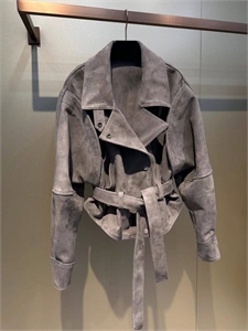 {{productViewItem.photos[photoViewList.activeNavIndex].Alt || productViewItem.photos[photoViewList.activeNavIndex].Description || 'Куртка THE ROW'}}