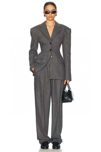 {{productViewItem.photos[photoViewList.activeNavIndex].Alt || productViewItem.photos[photoViewList.activeNavIndex].Description || 'Брюки Helsa'}}