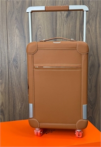 {{productViewItem.photos[photoViewList.activeNavIndex].Alt || productViewItem.photos[photoViewList.activeNavIndex].Description || 'Чемодан HERMES'}}