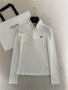 {{productViewItem.photos[photoViewList.activeNavIndex].Alt || productViewItem.photos[photoViewList.activeNavIndex].Description || 'Водолазка CELINE'}}