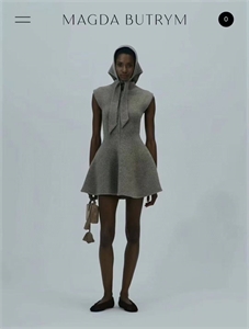 {{productViewItem.photos[photoViewList.activeNavIndex].Alt || productViewItem.photos[photoViewList.activeNavIndex].Description || 'Платье MAGDA'}}