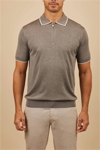 {{productViewItem.photos[photoViewList.activeNavIndex].Alt || productViewItem.photos[photoViewList.activeNavIndex].Description || 'Поло KITON'}}