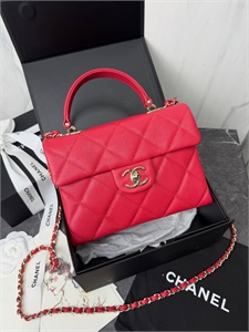 {{productViewItem.photos[photoViewList.activeNavIndex].Alt || productViewItem.photos[photoViewList.activeNavIndex].Description || 'Сумка CHANEL'}}