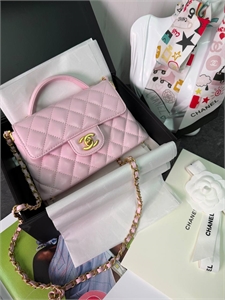 {{productViewItem.photos[photoViewList.activeNavIndex].Alt || productViewItem.photos[photoViewList.activeNavIndex].Description || 'Сумка CHANEL'}}