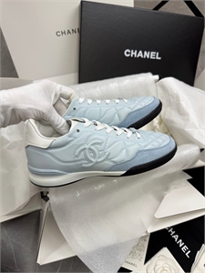 {{productViewItem.photos[photoViewList.activeNavIndex].Alt || productViewItem.photos[photoViewList.activeNavIndex].Description || 'Кроссовки CHANEL'}}