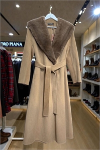 Пальто LORO PIANA 172434