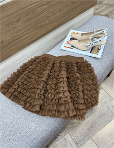 {{productViewItem.photos[photoViewList.activeNavIndex].Alt || productViewItem.photos[photoViewList.activeNavIndex].Description || 'Юбка DIOR'}}