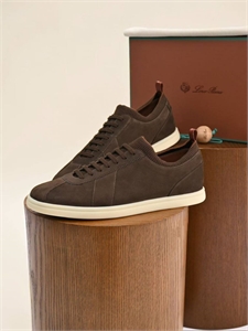 {{productViewItem.photos[photoViewList.activeNavIndex].Alt || productViewItem.photos[photoViewList.activeNavIndex].Description || 'Кеды LP'}}