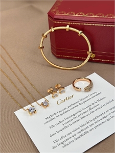 {{productViewItem.photos[photoViewList.activeNavIndex].Alt || productViewItem.photos[photoViewList.activeNavIndex].Description || 'Кольцо CARTIER'}}