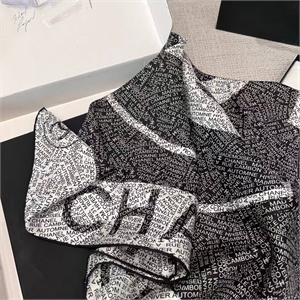 Платок CHANEL 100 % Шелк 173254