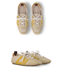 {{productViewItem.photos[photoViewList.activeNavIndex].Alt || productViewItem.photos[photoViewList.activeNavIndex].Description || 'Кроссовки LOUIS VUITTON'}}