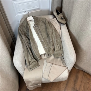 Куртка BRUNELLO CUCINELLI 173352