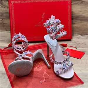 {{productViewItem.photos[photoViewList.activeNavIndex].Alt || productViewItem.photos[photoViewList.activeNavIndex].Description || 'Босоножки RC'}}