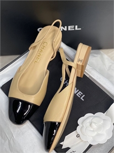 {{productViewItem.photos[photoViewList.activeNavIndex].Alt || productViewItem.photos[photoViewList.activeNavIndex].Description || 'Туфли CHANEL'}}
